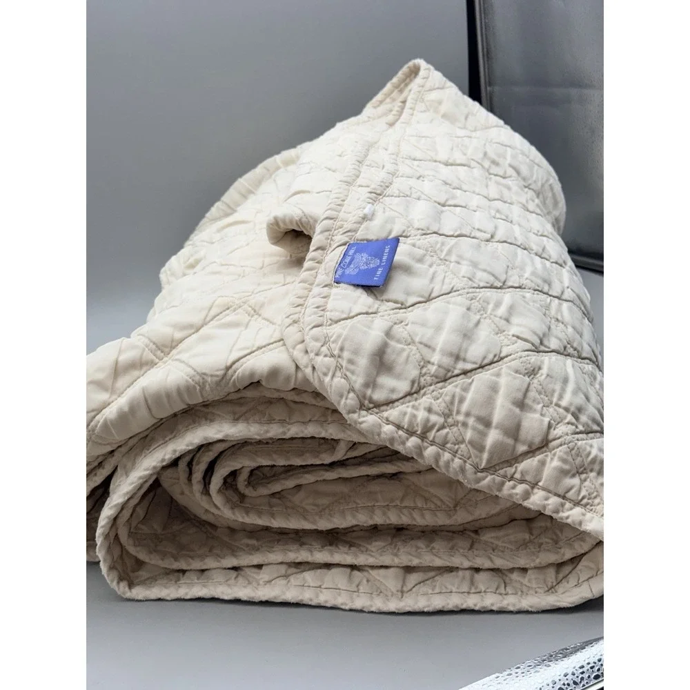 Pine Cone Hill King Quilt Ivory Cream Tencel Lyocell Coverlet Cottage Farmhouse